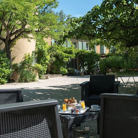 Logis Hotel Castel Mouisson Барбентан Экстерьер фото